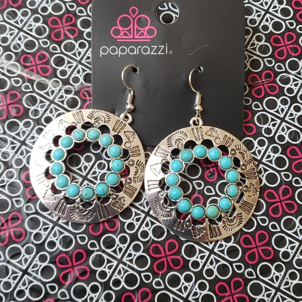 Jewelry - Picture 4 of 4